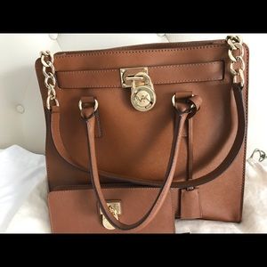 Michael Kors large Hamilton bag perfect condition